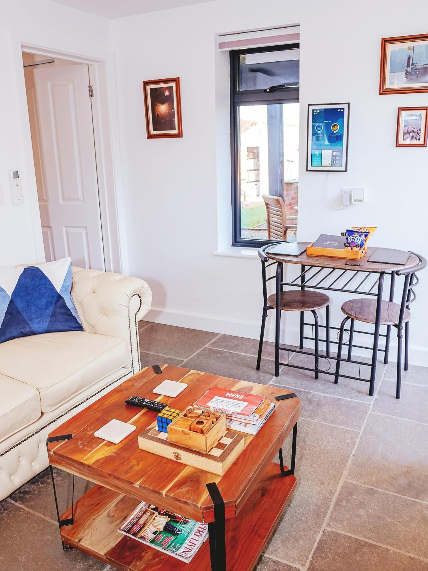 Cottage With Hot Tub - Near Cheltenham And Tewkesbury Εξωτερικό φωτογραφία