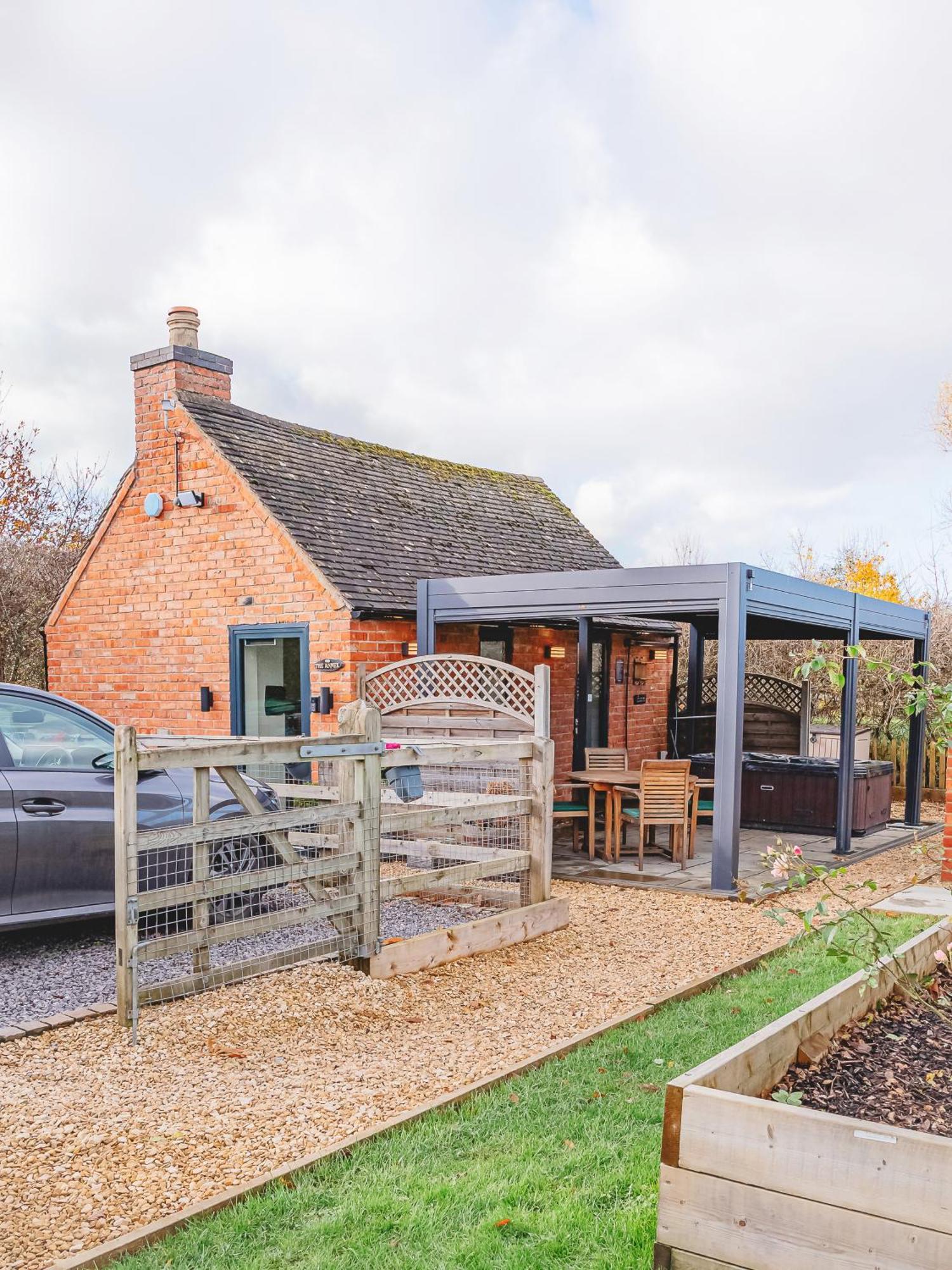 Cottage With Hot Tub - Near Cheltenham And Tewkesbury Εξωτερικό φωτογραφία